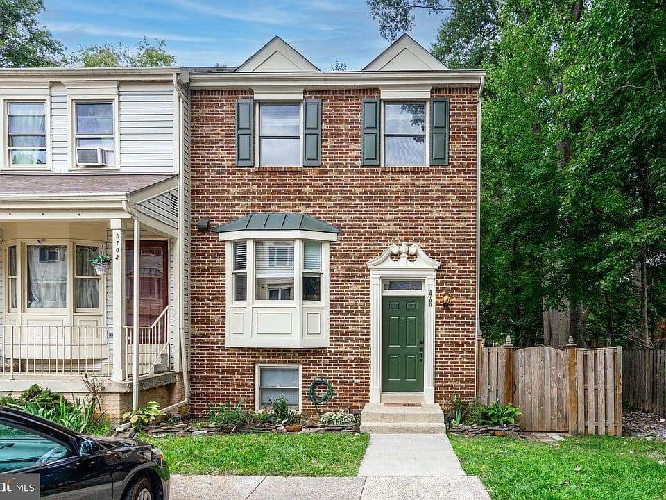 1st image of 3700 Roxbury Ln